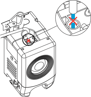 Retirer le tube de guidage du filament et couper le filament